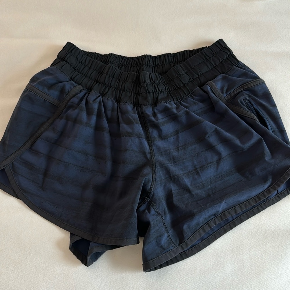 Lulu shorts size 8